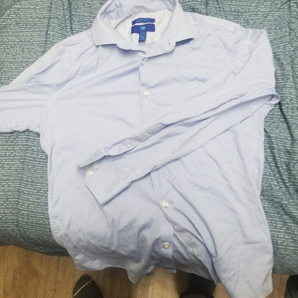 Variety of dress shirts - Picture 8 of 8